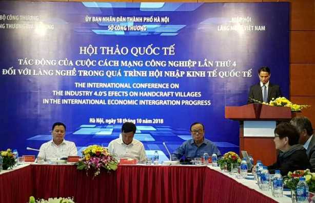 Cần phát triển thương mại điện tử trong các làng nghề